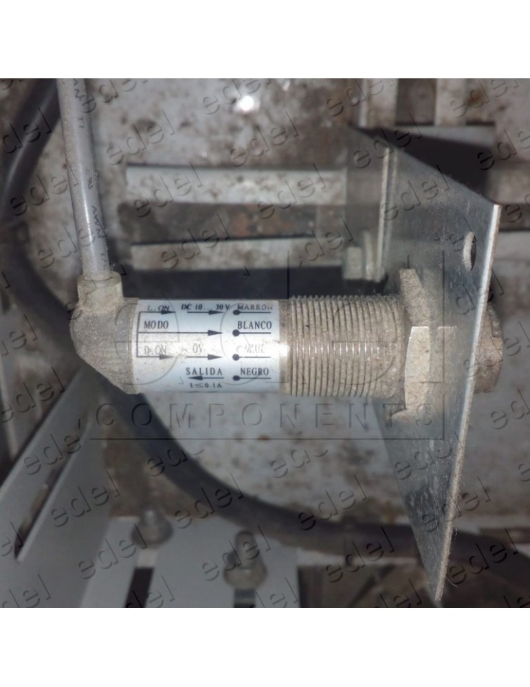 LKW-RNMW2 PHOTOCELLULE M18 REFLEX (MIROIR) NPN METALLIQUE 90º