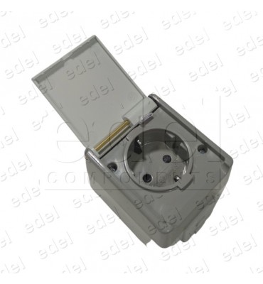 ENCHUFE SUPERFICIE ESTANCO CON TAPA